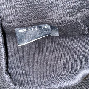 Is o me s sweatshirt L